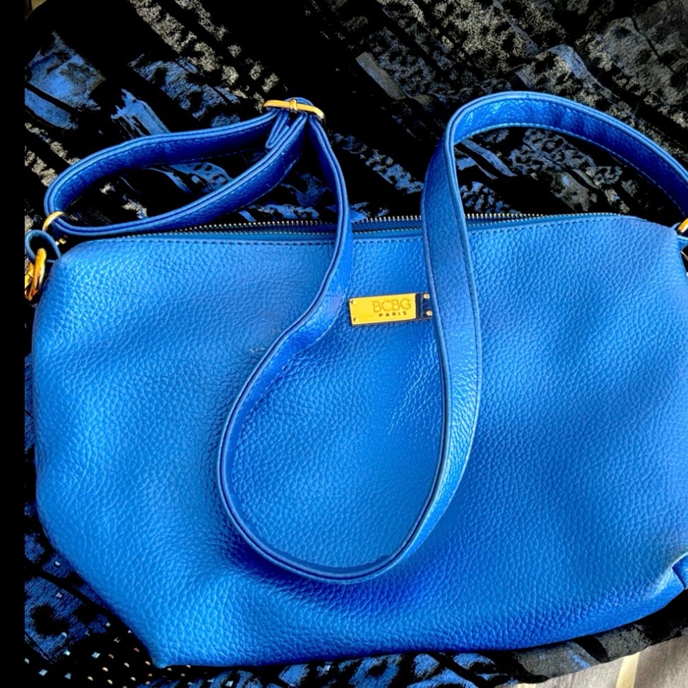 Striking BCBG Paris vibrant Blue Crossbody Bag. Never used